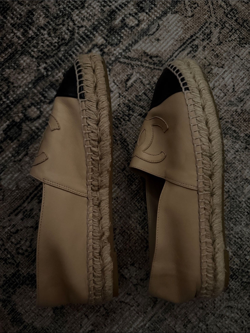 CHANEL Beige Leather Espadrilles with Black Cap Toe - Picture 3 of 8